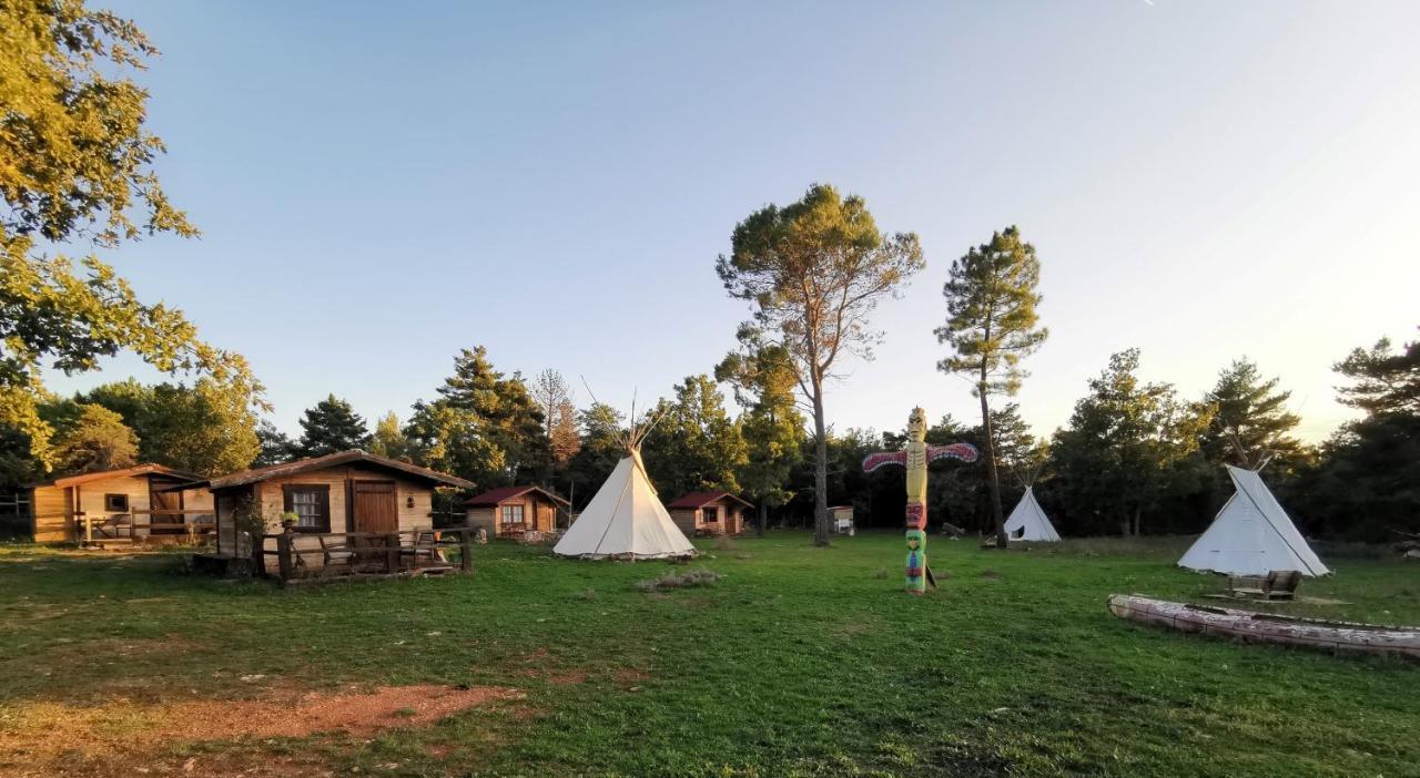 Ranch Du Puits De Riquier Hotell Moissac-Bellevue Eksteriør bilde