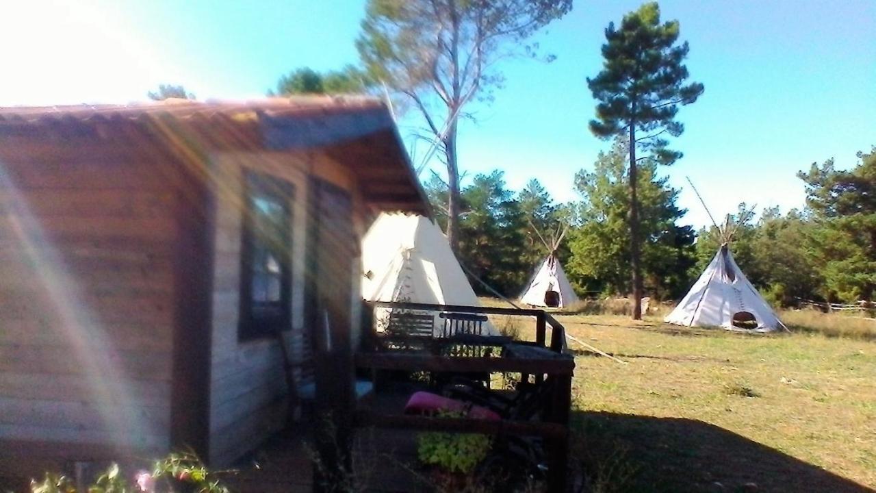 Ranch Du Puits De Riquier Hotell Moissac-Bellevue Eksteriør bilde